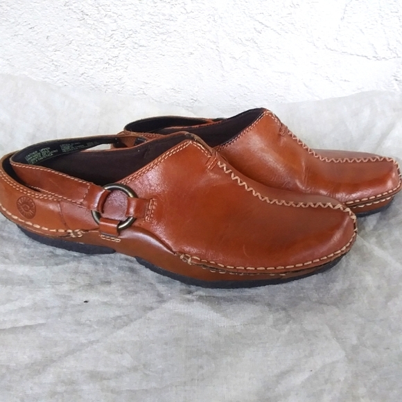 Earth Spirit Shoes - Earth Spirit Manmade Leather Clogs